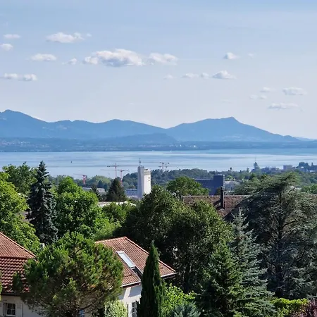 Attic - Penthouse 2 Bedrooms * Crissier